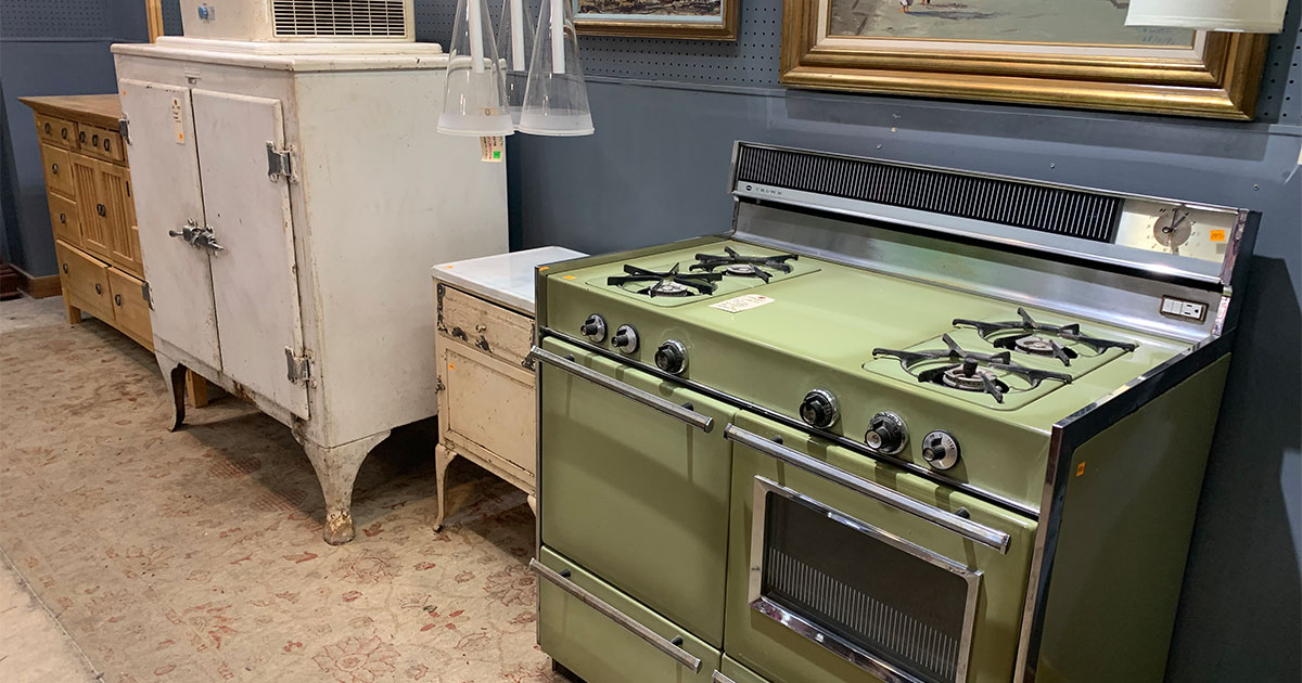 Save 25% on modern and vintage appliances this weekend!