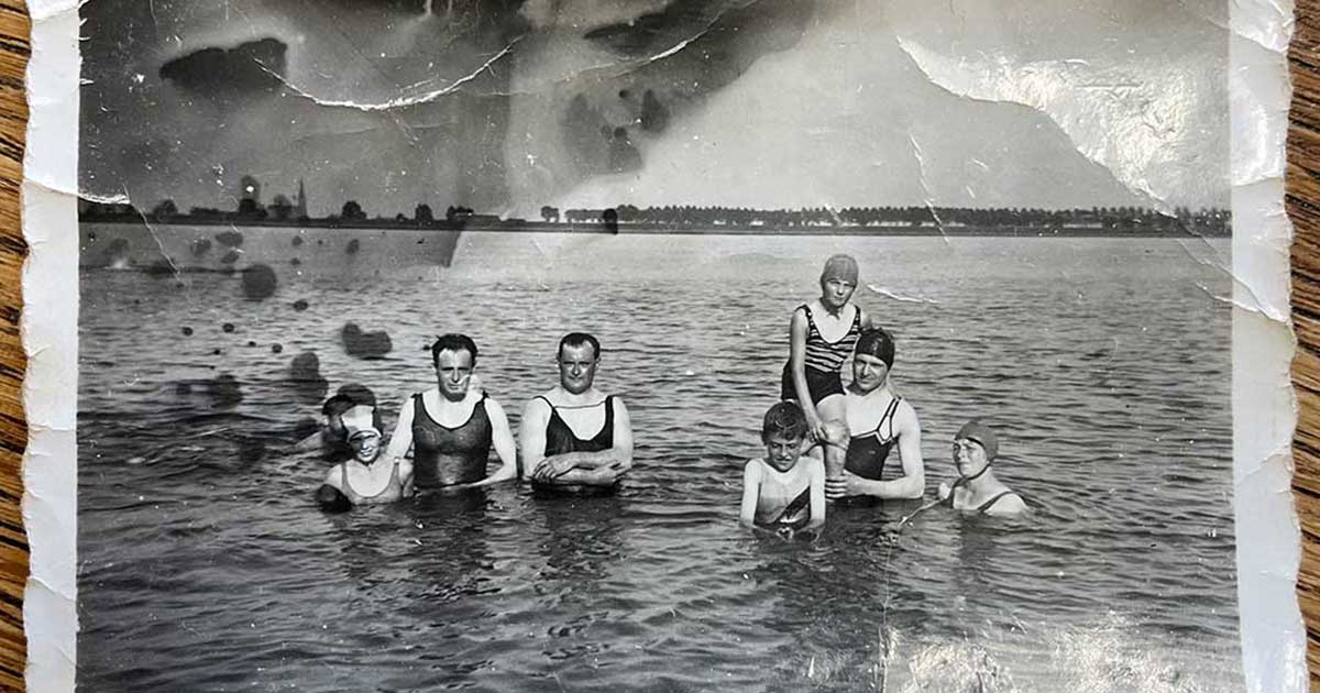 Vintage photos: Summers of yore